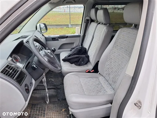 Volkswagen Transporter T5 - 8