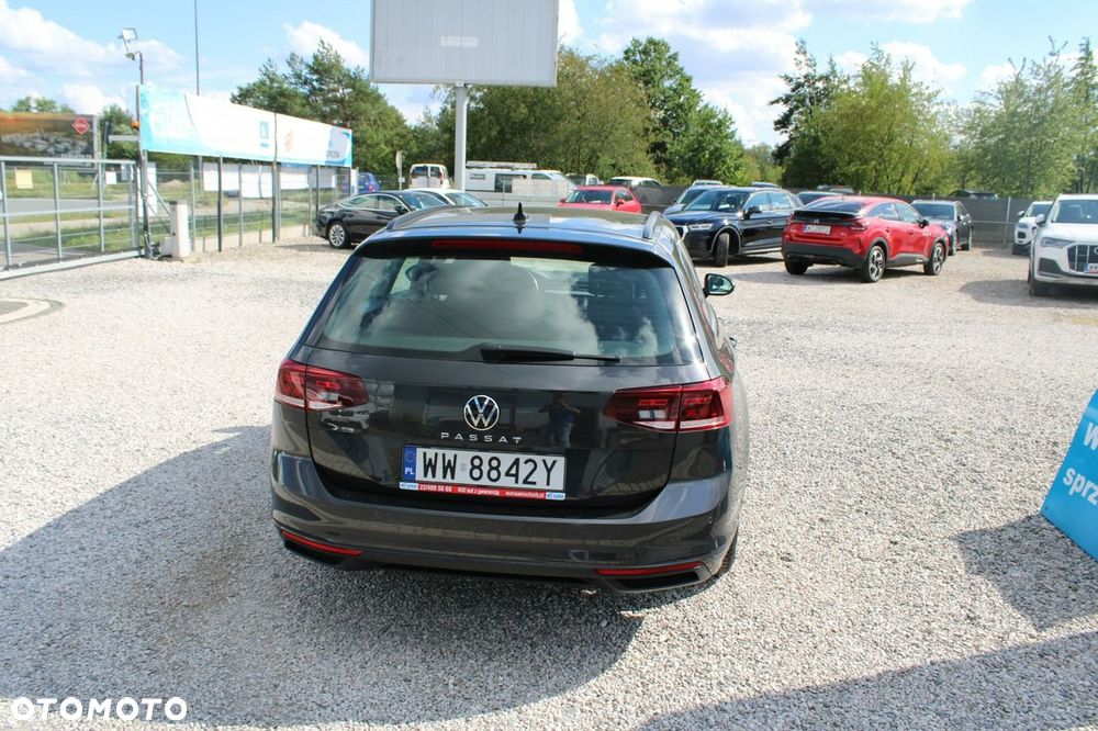 Volkswagen Passat - 7