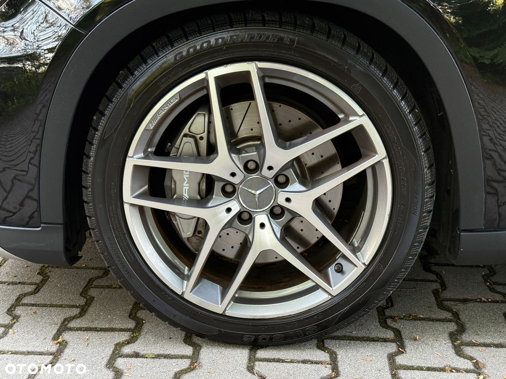 Mercedes-Benz GLA 45 AMG 4-Matic - 39