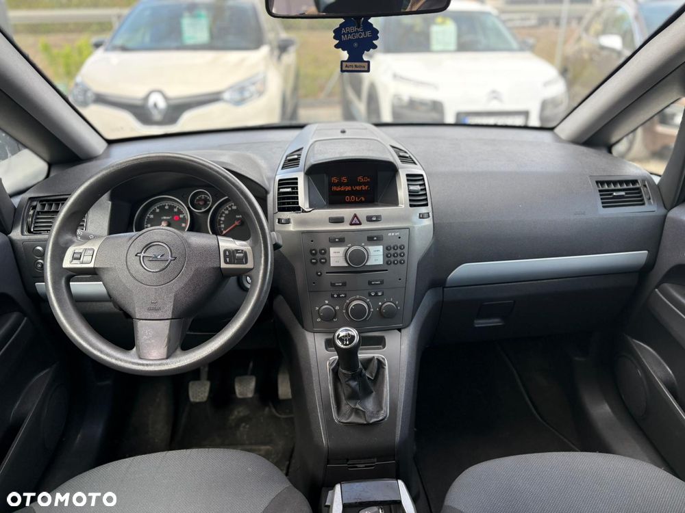Opel Zafira 1.6 - 13