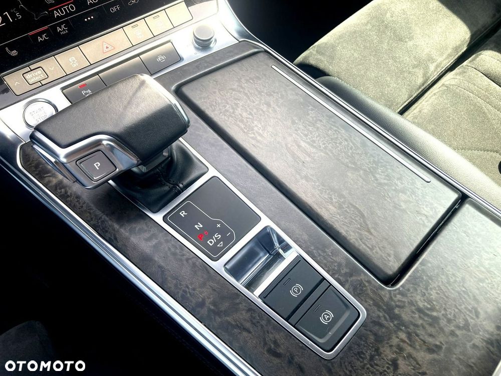 Audi A6 Allroad - 30