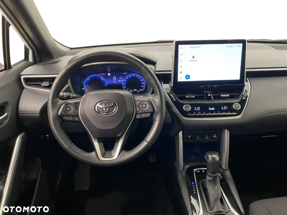 Toyota Corolla Cross - 10