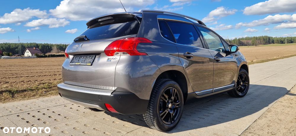 Peugeot 2008 1.6 e-HDi Allure S&S - 21