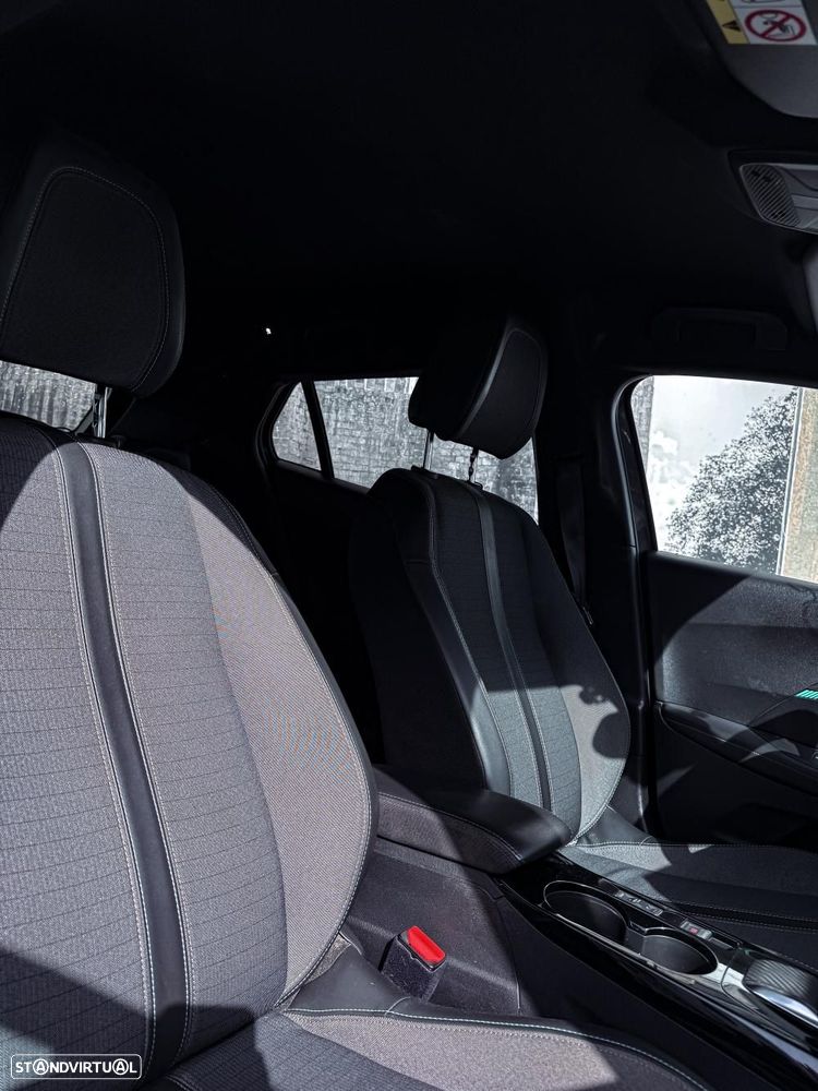Peugeot 2008 1.5 BlueHDi Allure EAT8 - 5