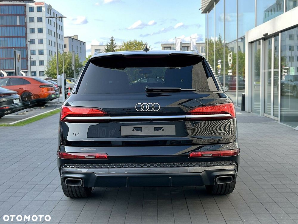 Audi Q7 - 13