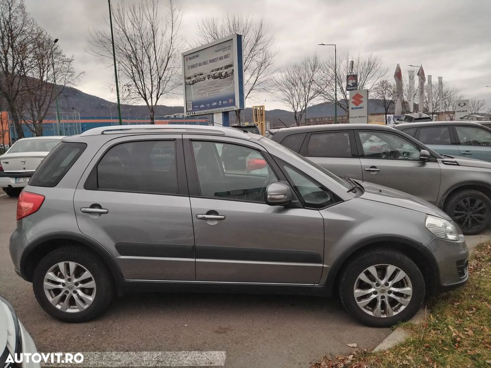 Suzuki SX4 1.6 4WD NAVI - 1
