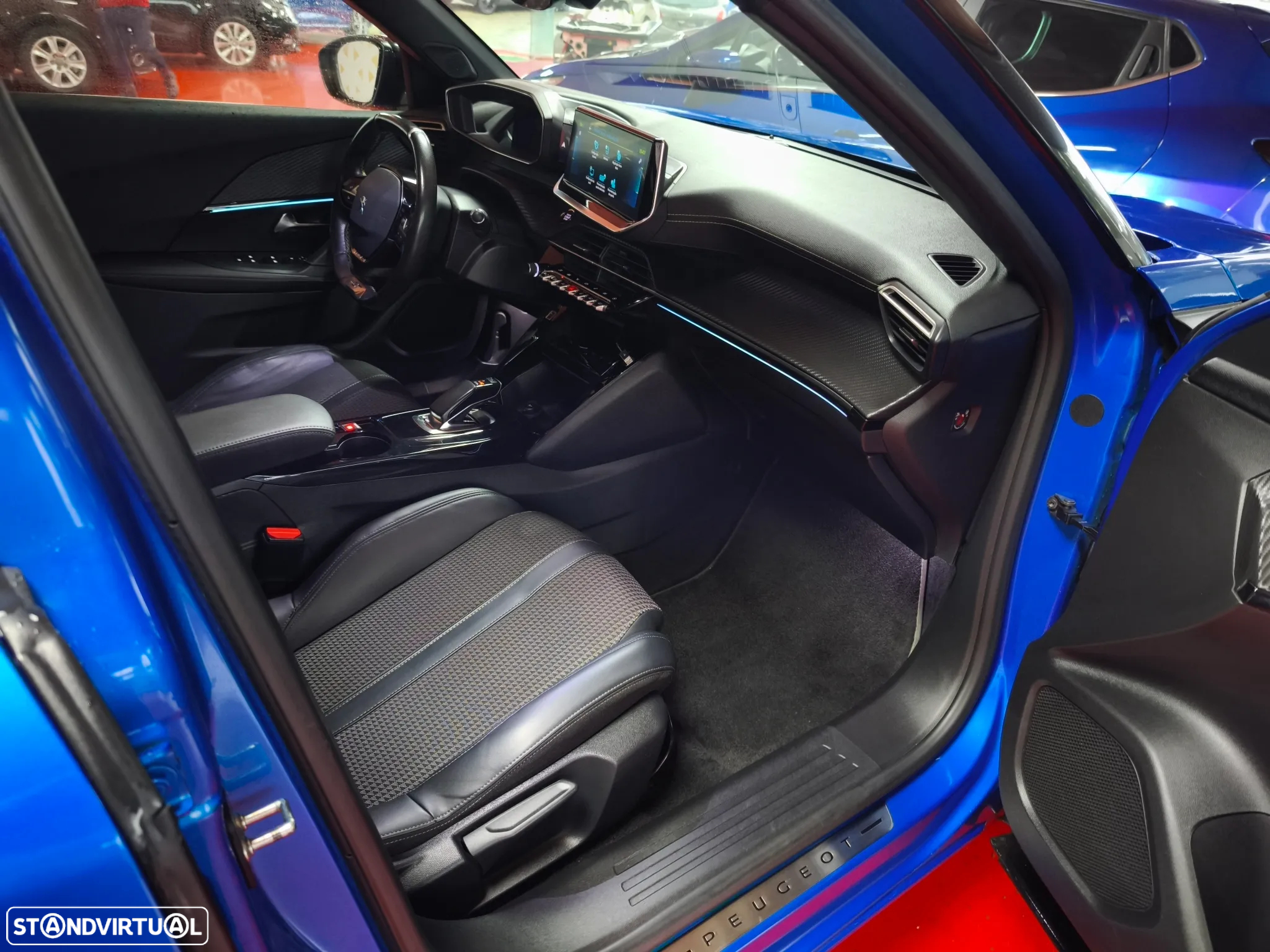 Peugeot e-2008 50 kWh GT Line - 36