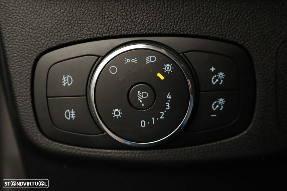 Ford Focus SW - 18
