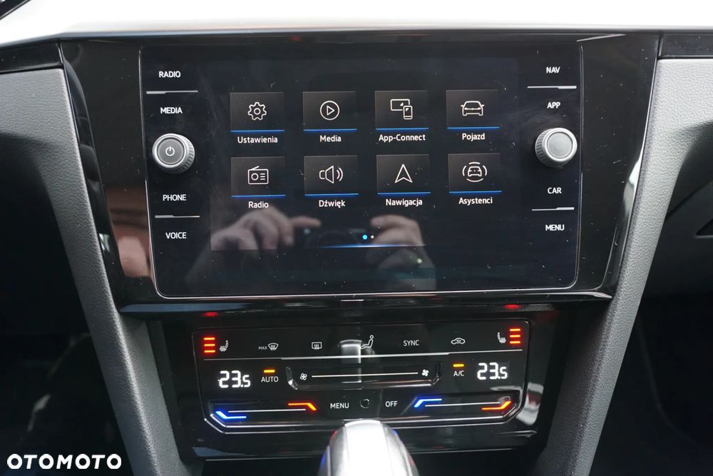 Volkswagen Arteon 2.0 TDI SCR DSG - 25