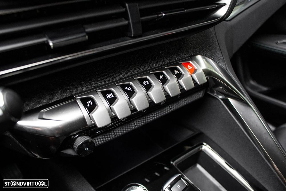 Peugeot 3008 1.5 BlueHDi Allure EAT8 - 23