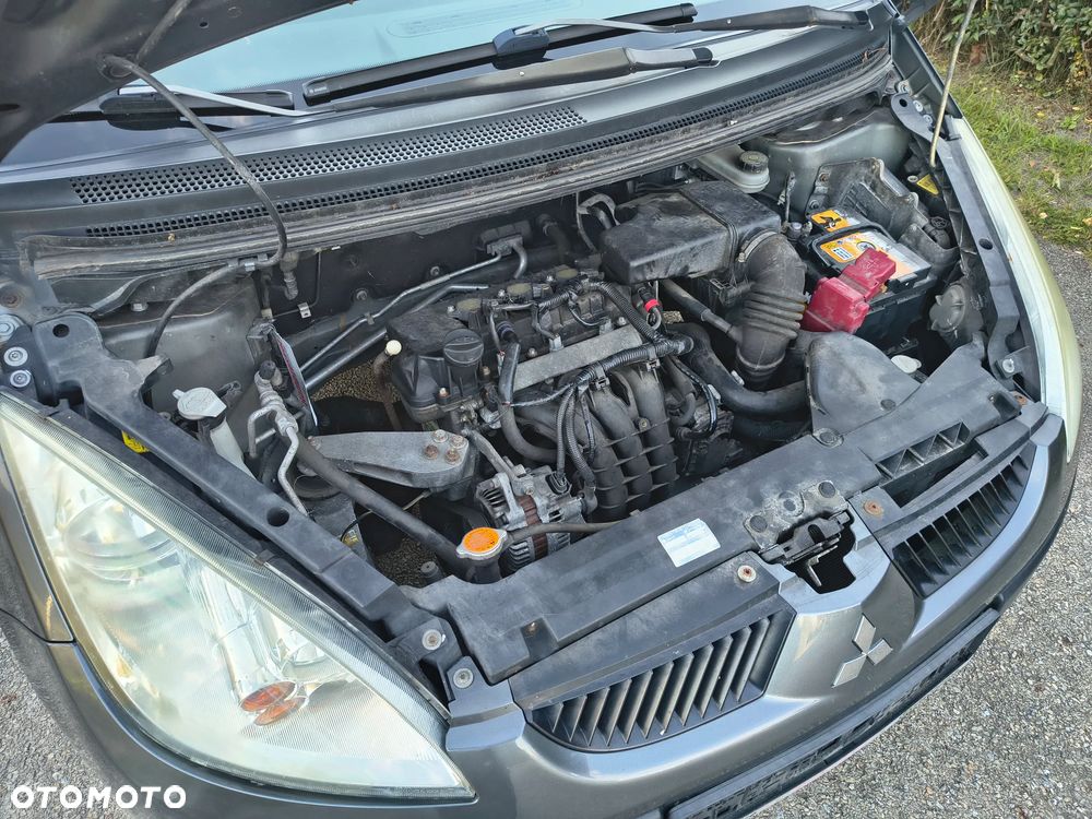 Mitsubishi Colt - 13