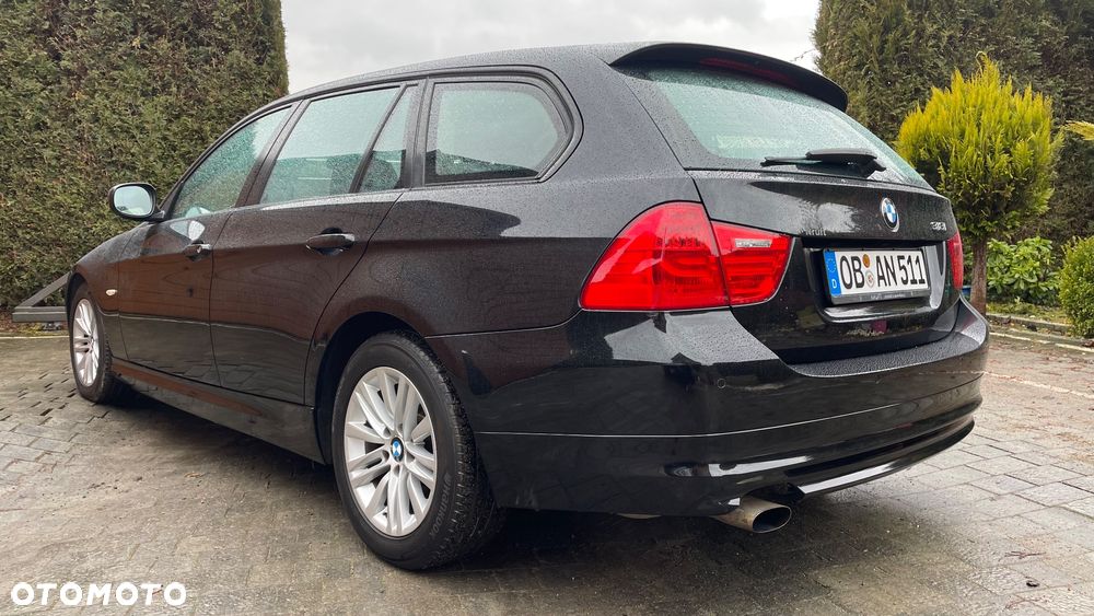 BMW Seria 3 318i Edition Exclusive - 20