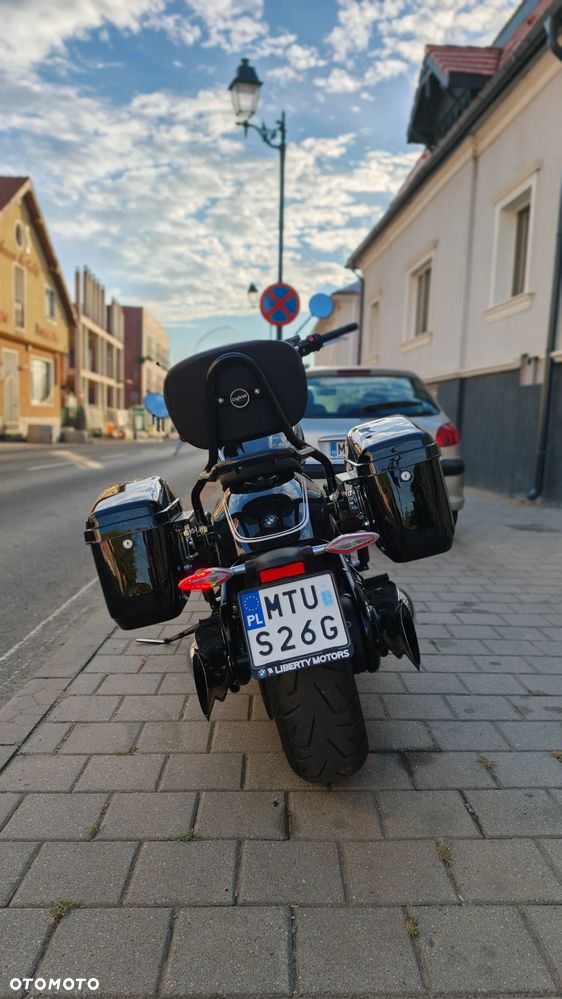 BMW R - 8