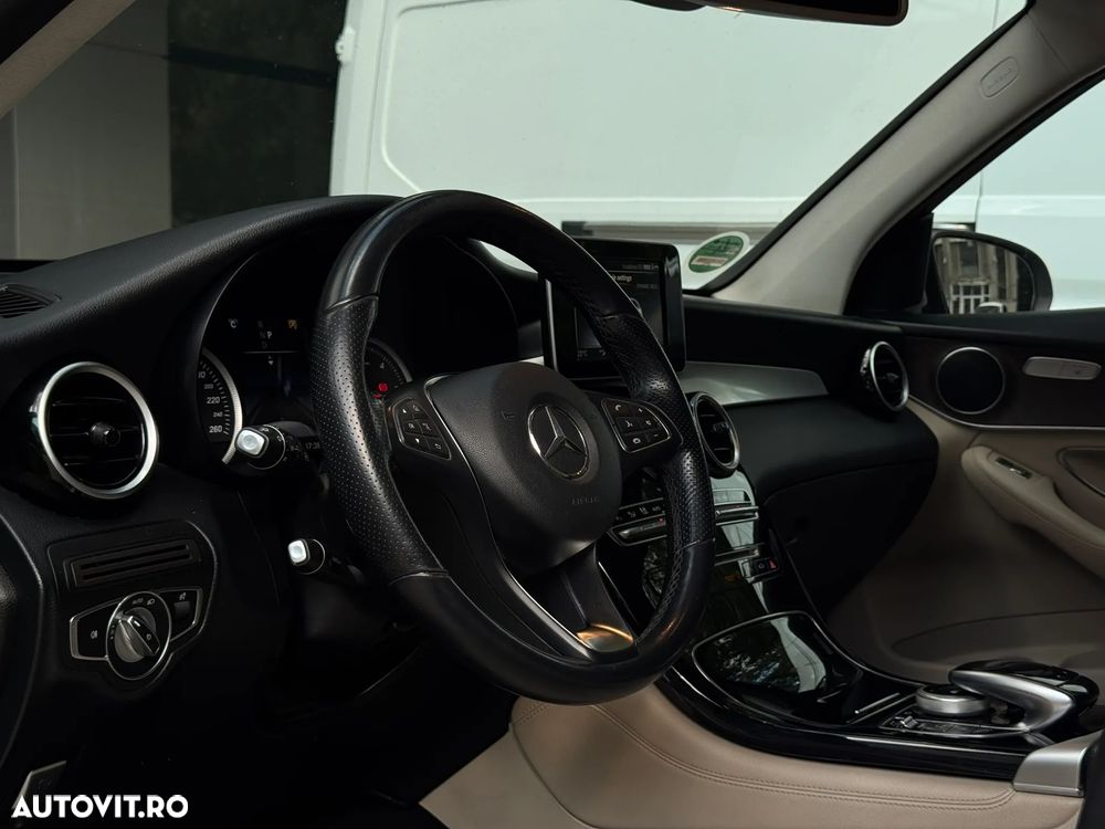 Mercedes-Benz GLC 250 d 4MATIC 9G-TRONIC - 16