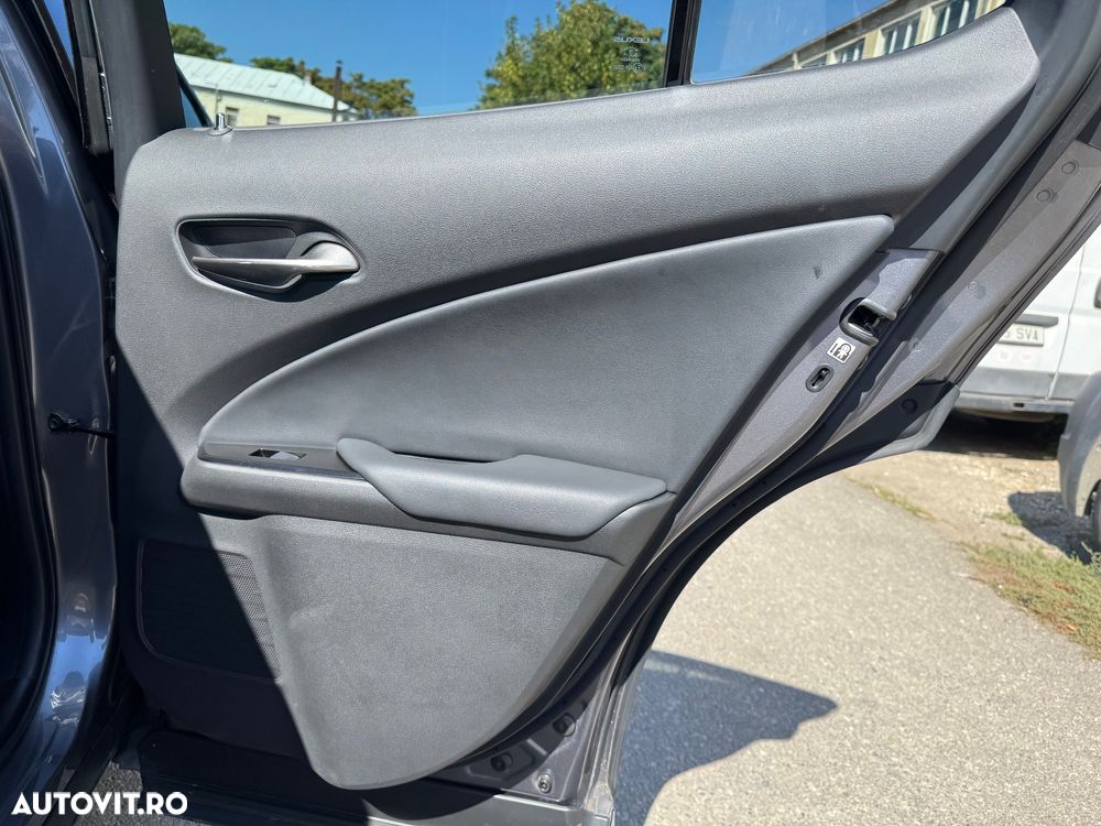 Lexus UX 300e Executive - 23