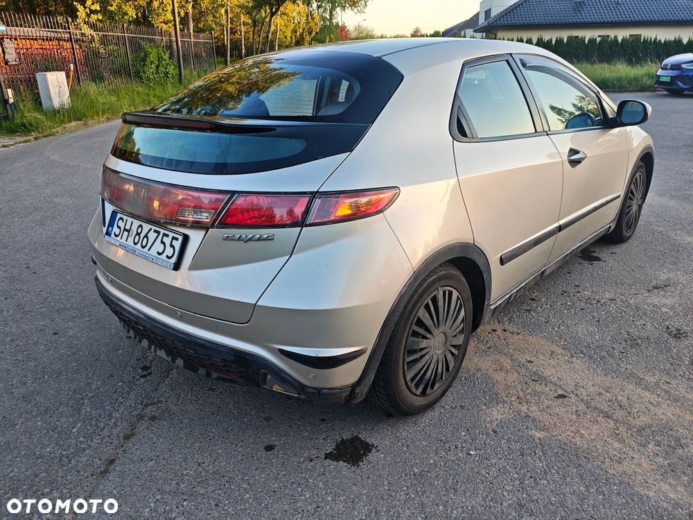 Honda Civic 1.4 Base - 4