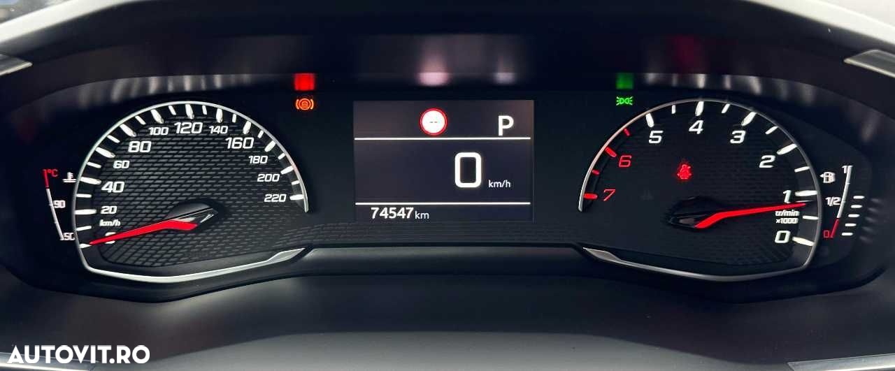 Peugeot 2008 PureTech 130 EAT8 Allure - 25
