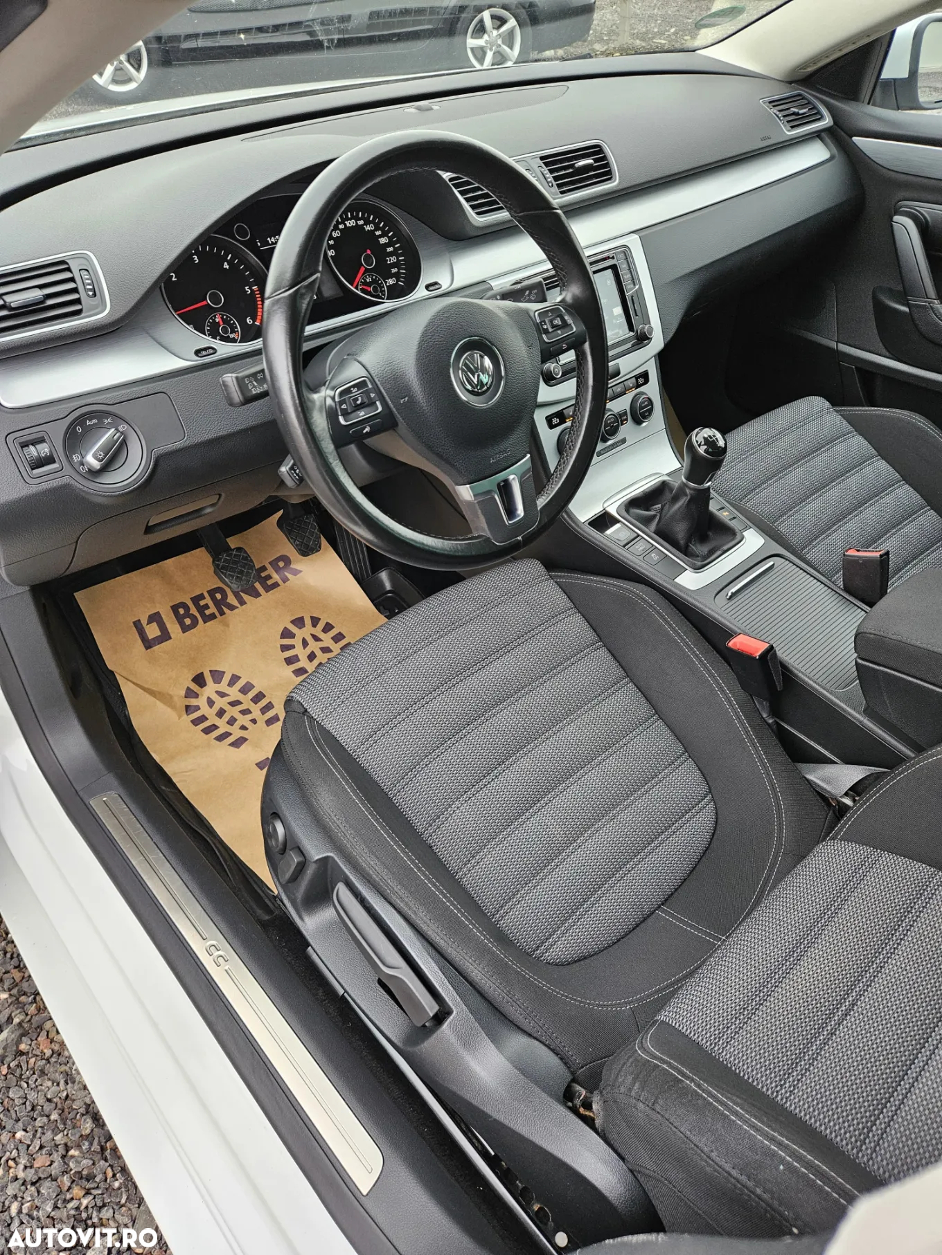 Volkswagen Passat CC 2.0 TDI BMT - 26