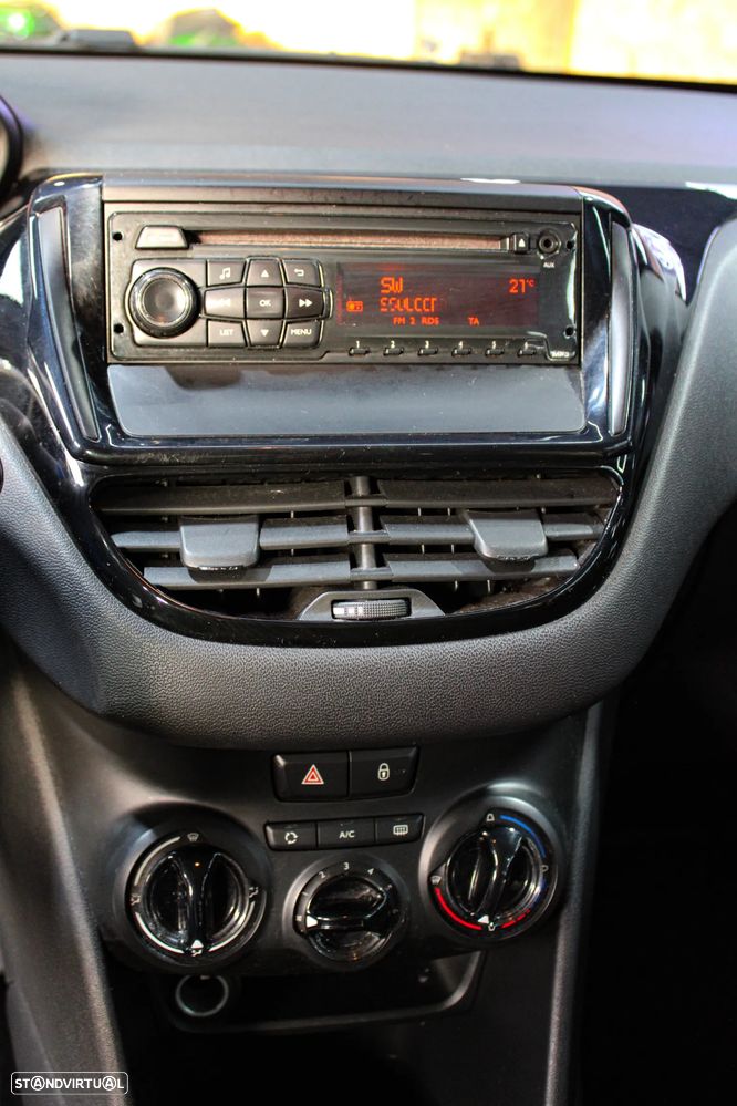 Peugeot 208 1.2 VTi Active - 29