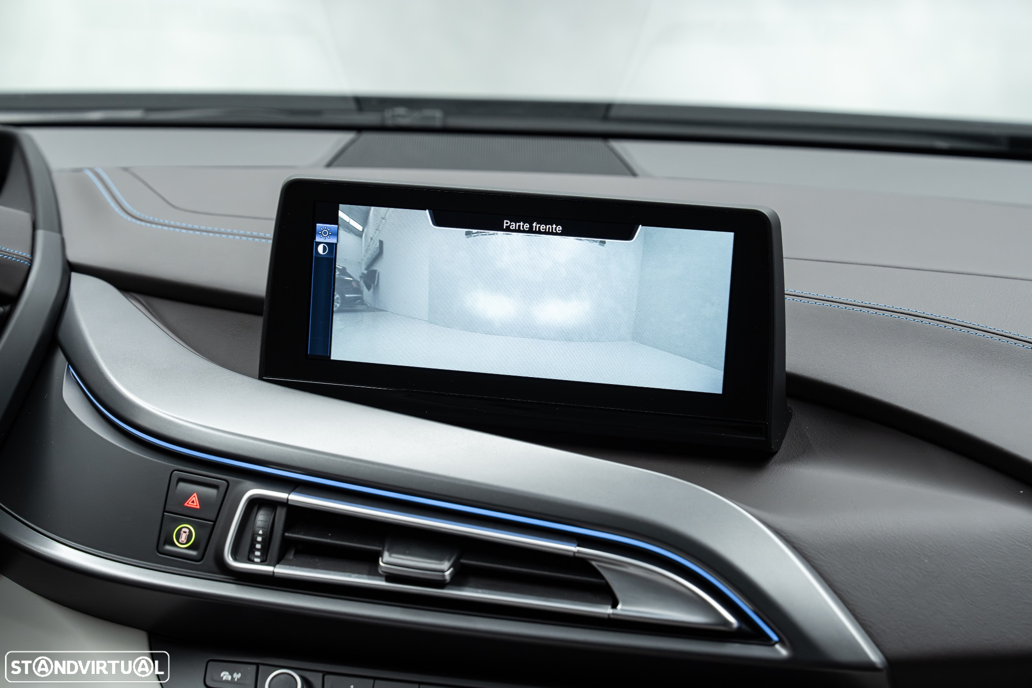 BMW i8 Standard - 37