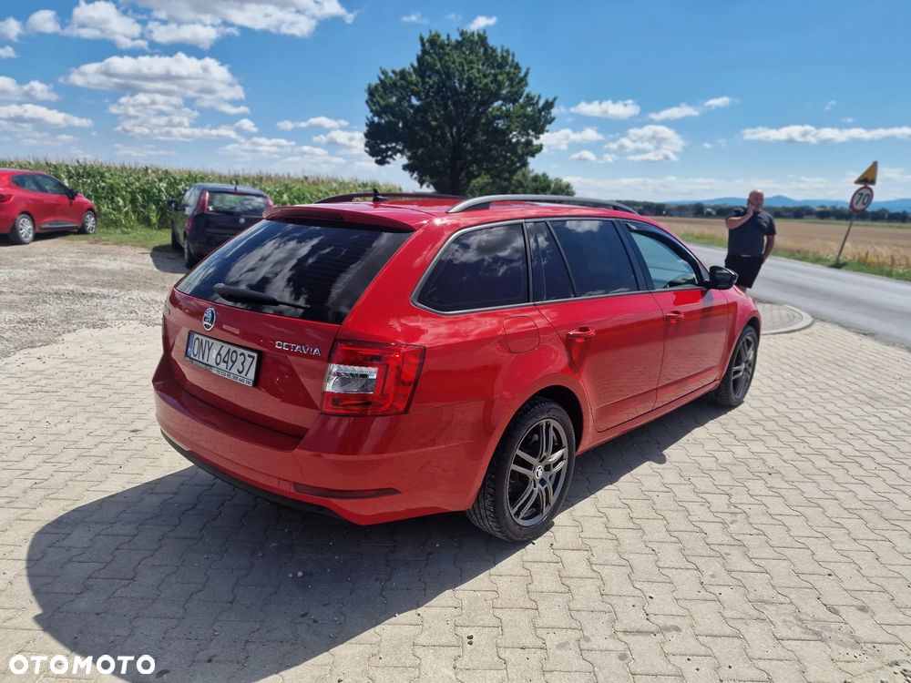 Skoda Octavia 1.6 TDI Sport Edition - 11