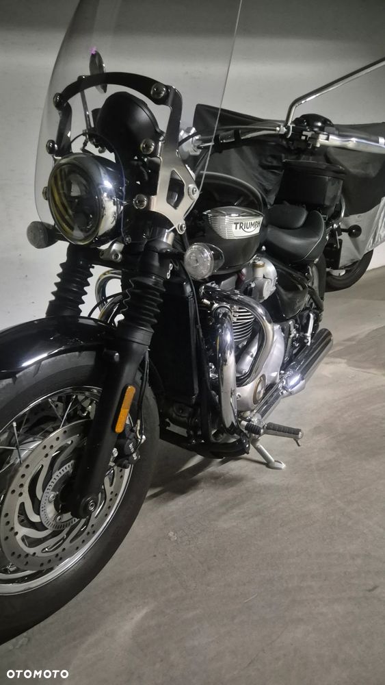 Triumph Bonneville - 5