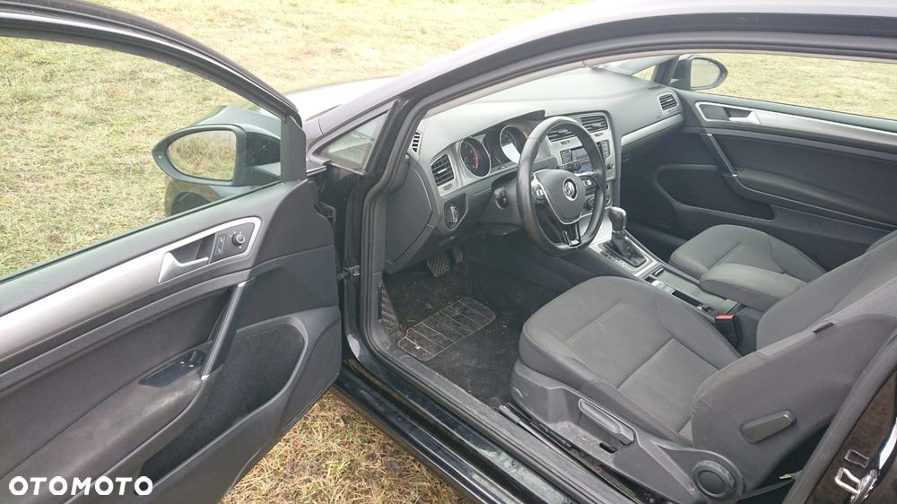 Volkswagen Golf - 13