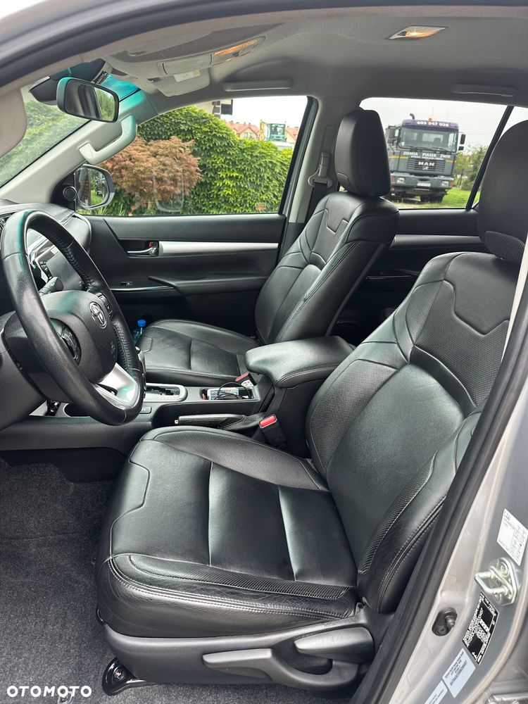 Toyota Hilux 2.8 D-4D Double Cab SR5+ 4x4 - 11