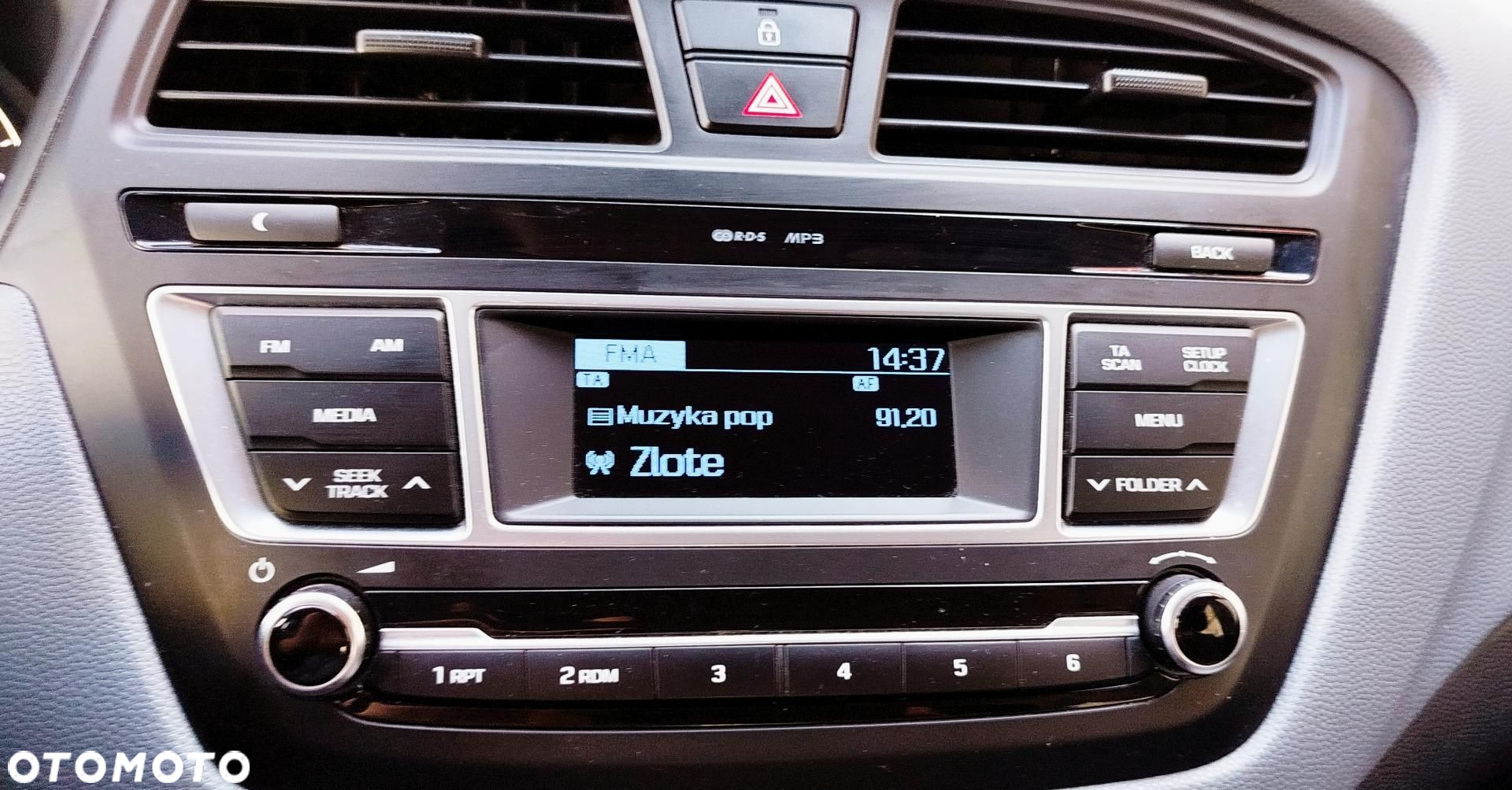Hyundai i20 - 12