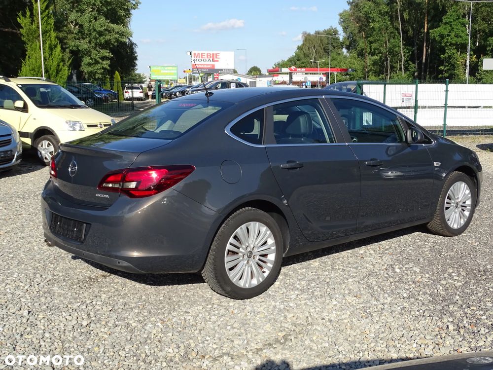 Opel Astra 1.4 Turbo ENERGY - 9