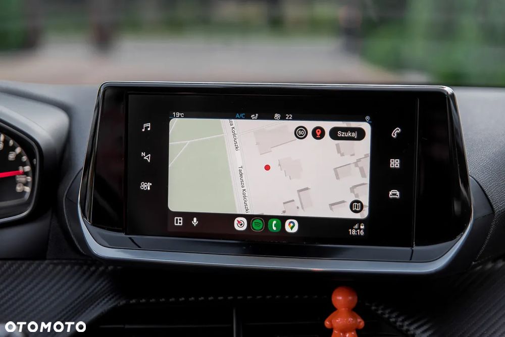 Peugeot 2008 1.2 PureTech Allure Pack S&S - 32