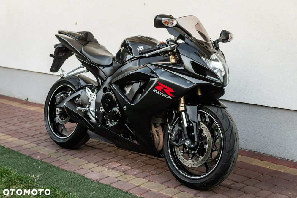 Suzuki GSX-R - 1