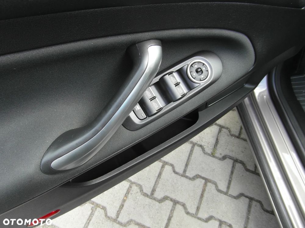 Ford Mondeo 2.0 Trend - 15