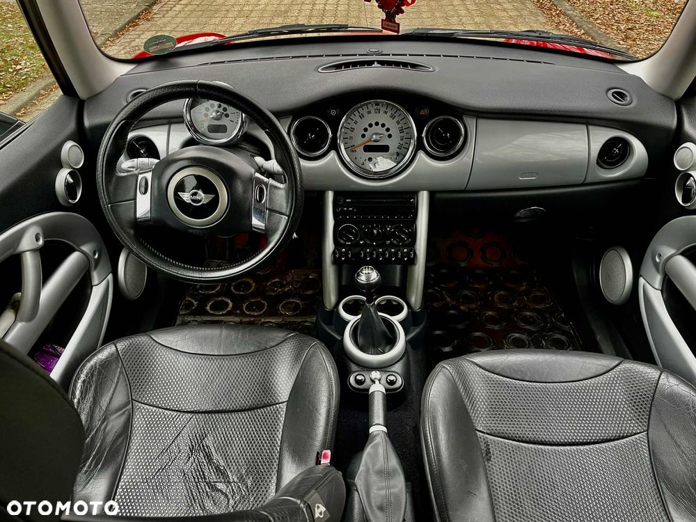 MINI Cooper Standard - 12