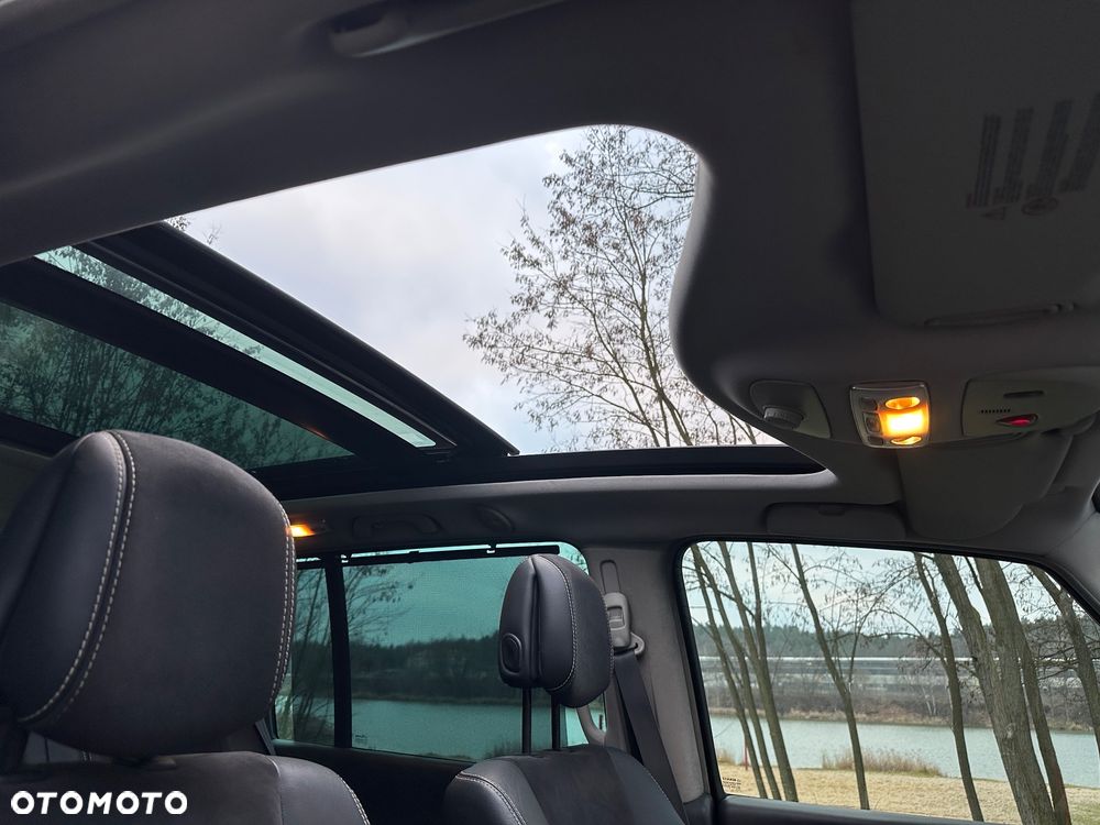 Renault Espace 2.0 dCi 150 FAP Edition 25th - 35