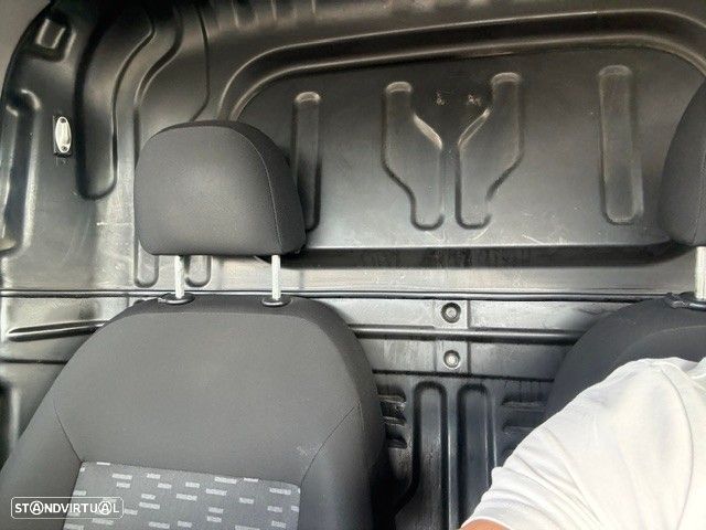 Opel Combo 1.6 CDTi L2H1 S/S Easytronic - 16