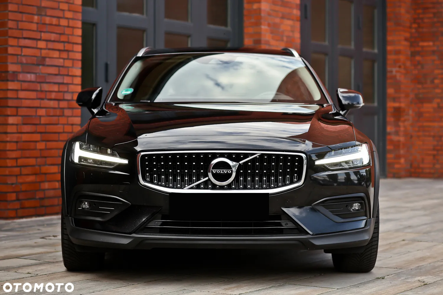 Volvo V60 Cross Country Pro D4 AWD - 6