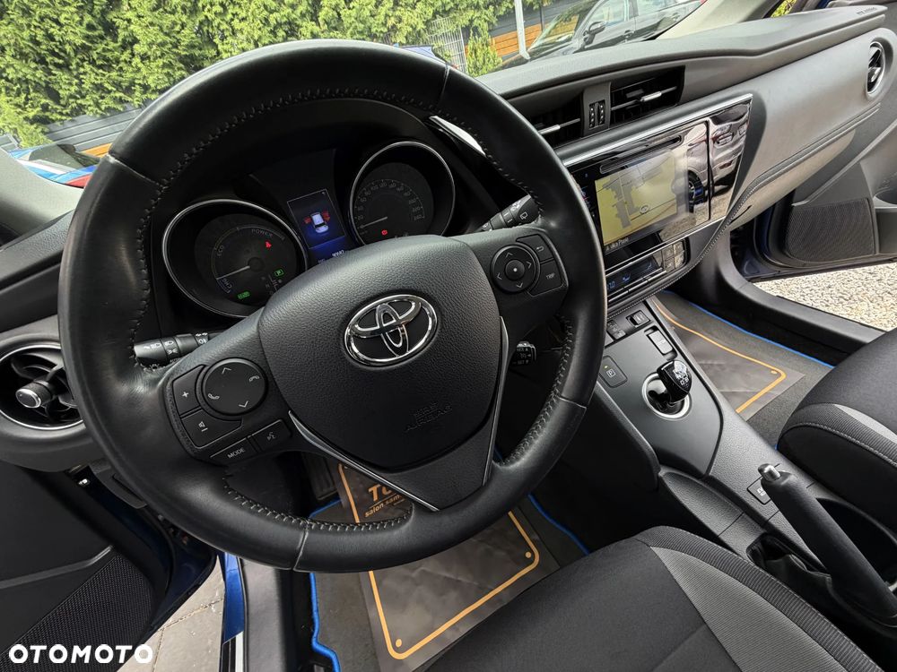 Toyota Auris - 21