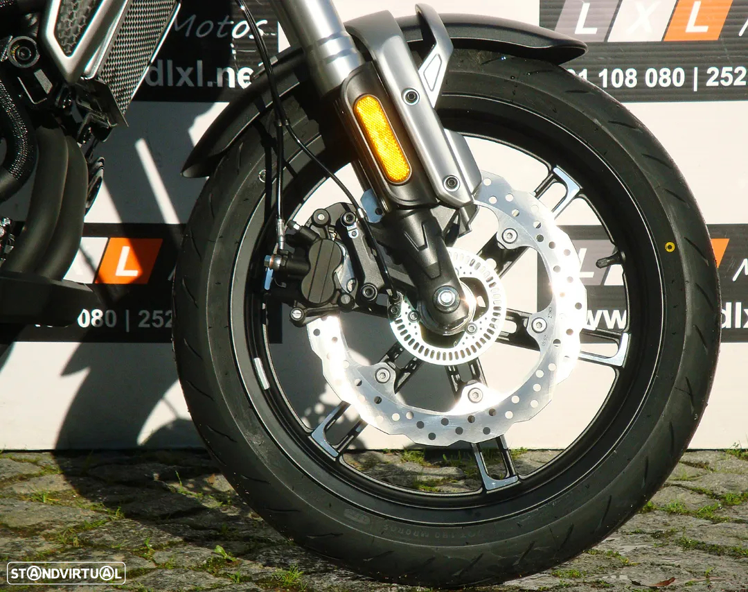 Voge 350AC - 19