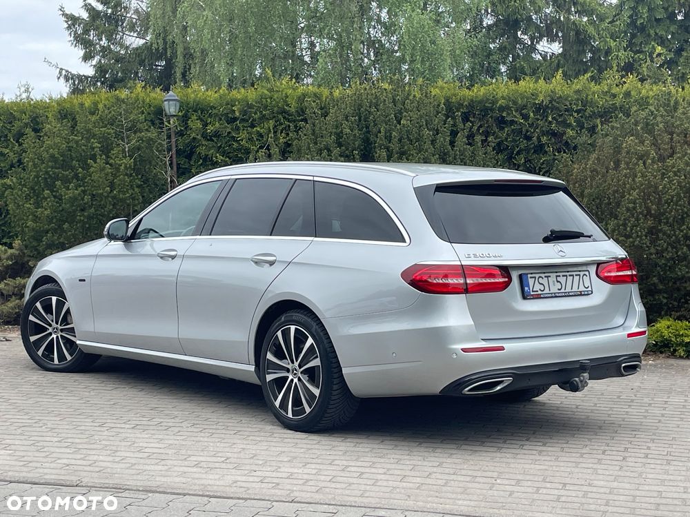 Mercedes-Benz Klasa E 350e 9G-TRONIC Exclusive - 18