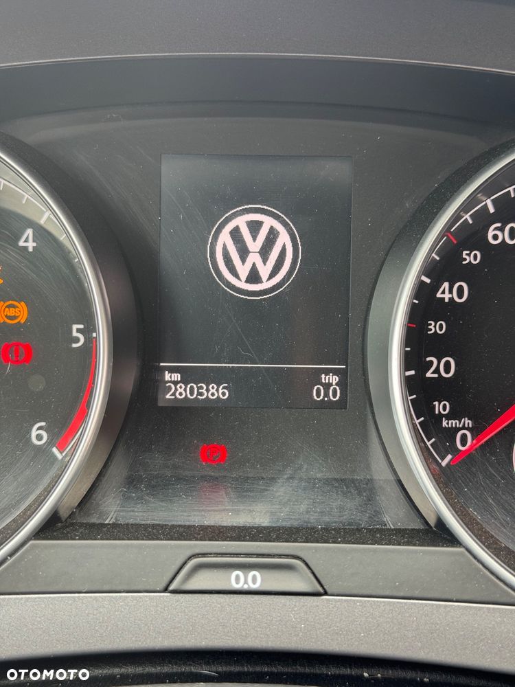 Volkswagen Golf Sportsvan 1.6 TDI BlueMotion Technology DSG Comfortline - 23