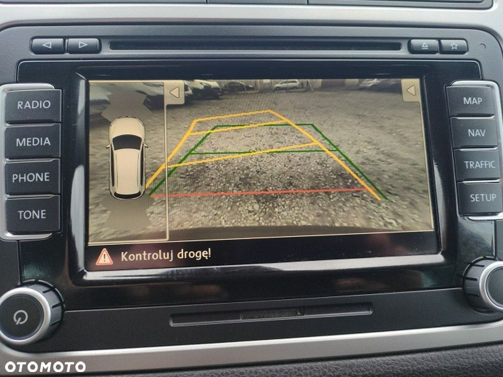 Volkswagen Tiguan - 36