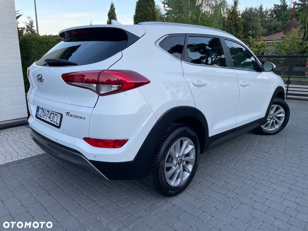 Hyundai Tucson blue 1.6 GDi 2WD Navi - 18