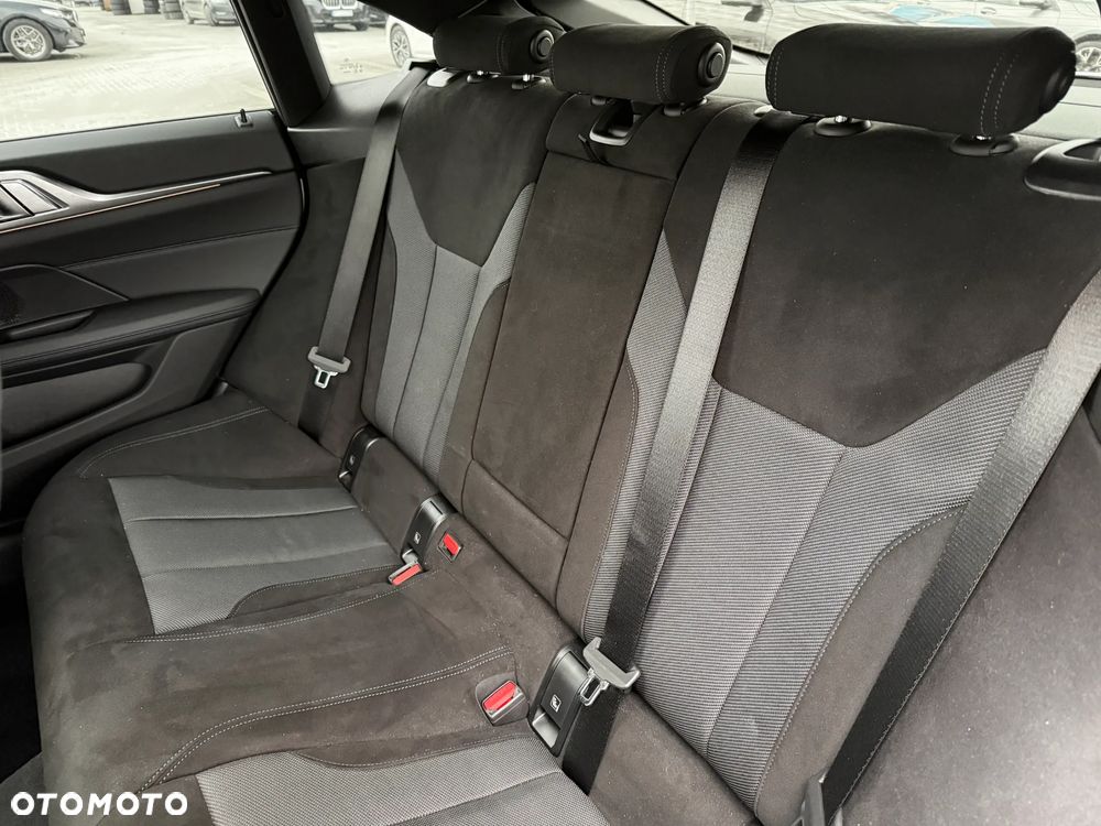 BMW Seria 4 430i xDrive M Sport - 32