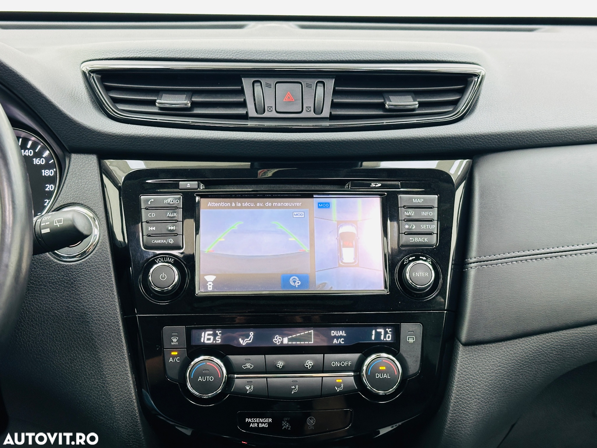 Nissan X-Trail - 34