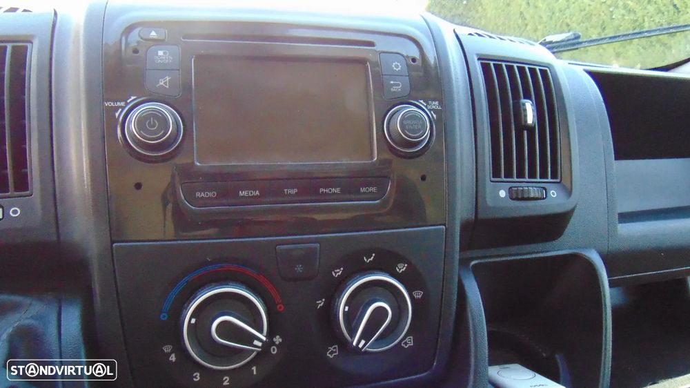 Peugeot BOXER 2.0 HDI LONGA 130CV C/AC - 13