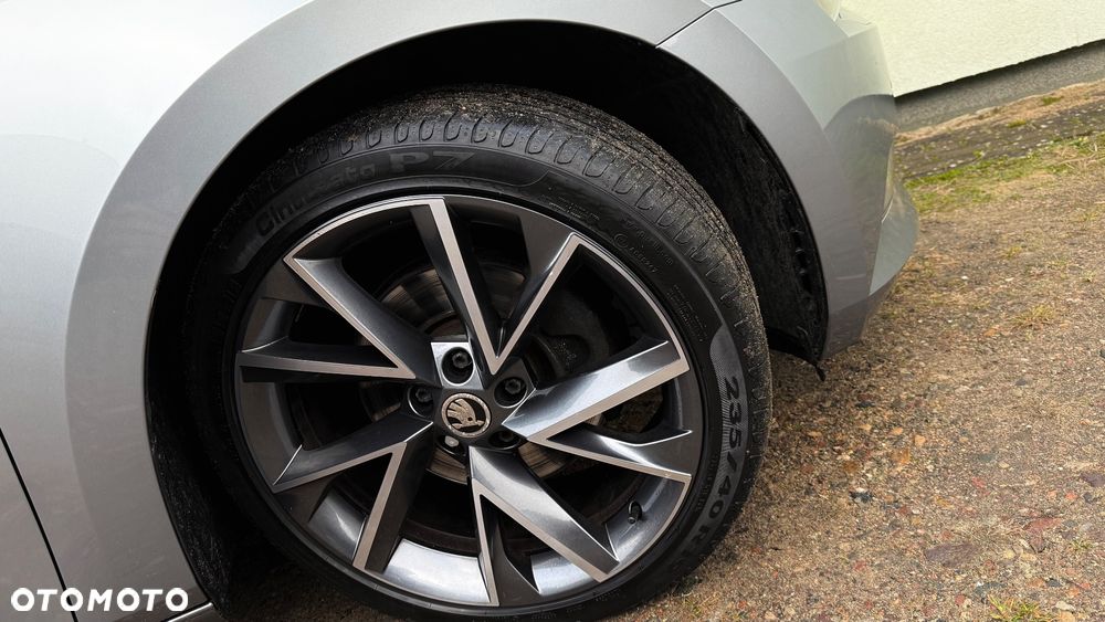 Skoda Superb 2.0 TDI 4x4 DSG SportLine - 38