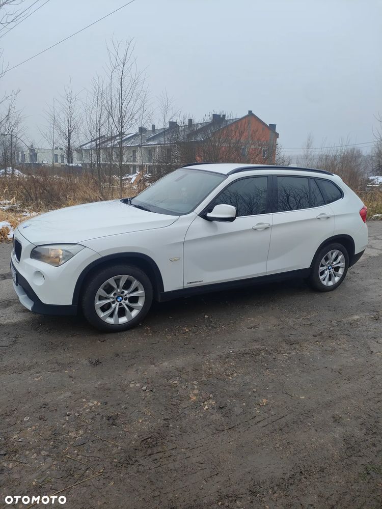 BMW X1 xDrive18d xLine - 1