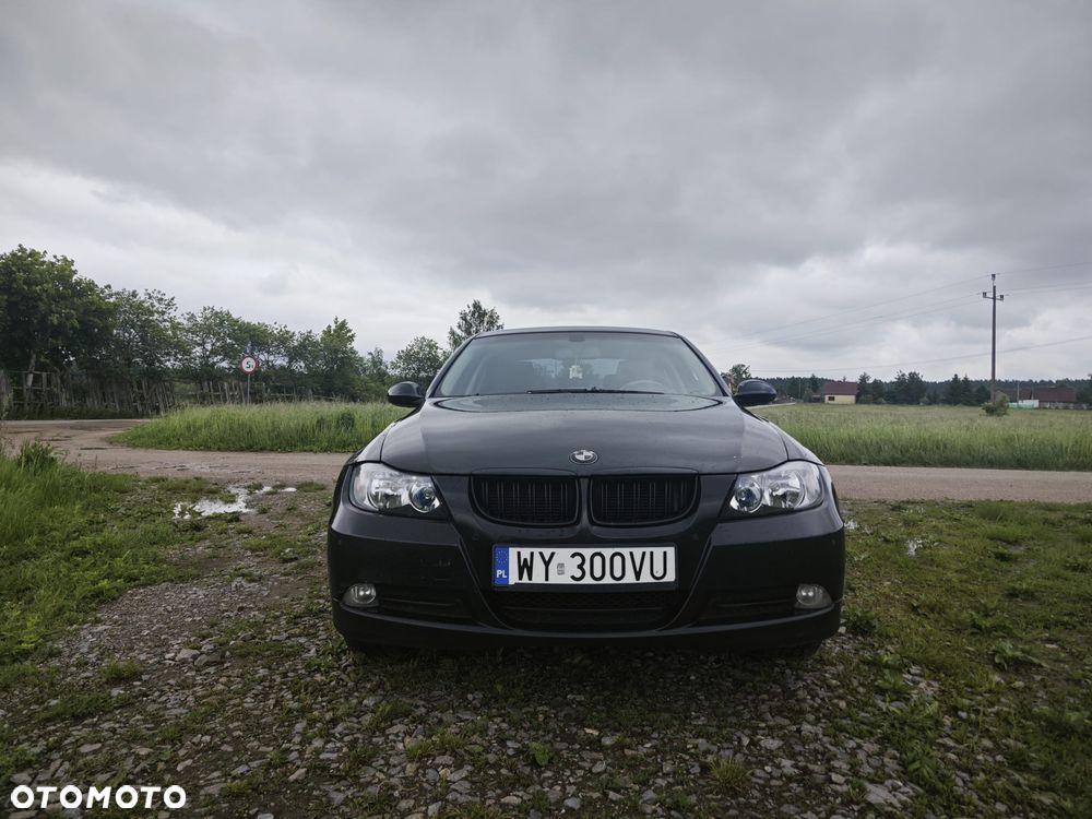 BMW Seria 3 318i - 2