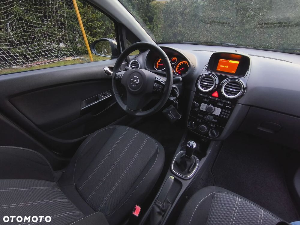 Opel Corsa 1.4 16V Color Edition - 25